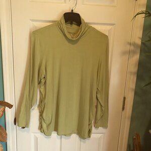 Coldwater Creek green size 2X pullover top